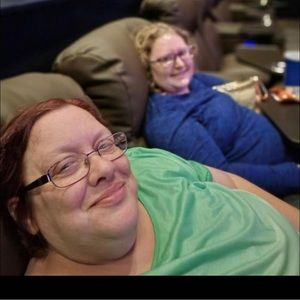 Meet your Posher, Becky